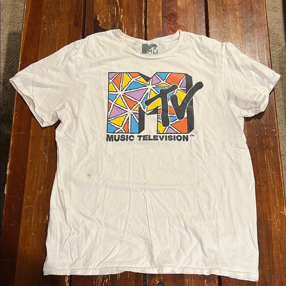 Distressed White MTV Graphic T-Shirt